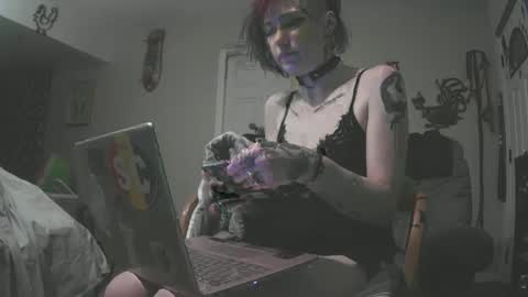 Emily Love online show from September 22, 7:10 am