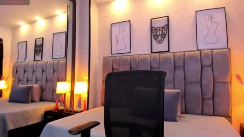 Emily online show from January 18, 8:31 am