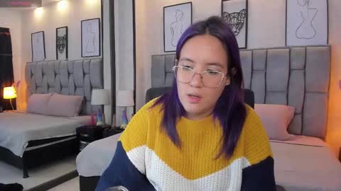 Emily online show from February 14, 8:31 am