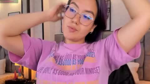 Emily online show from March 7, 10:02 am