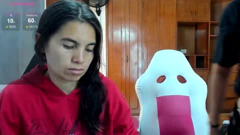 Snapshot of emily_and_soffy chatting on February 26, 11:53 am Emily and Soffy online show from February 26, 11:53 am