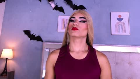 emily_castillo1_ online show from November 28, 4:37 am