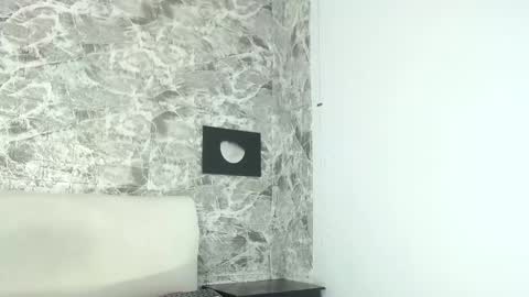 emily_castillo_1 online show from March 11, 7:15 am