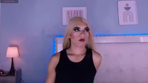 emily_castillo_1 online show from September 10, 4:23 am