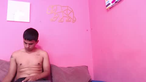 Snapshot of emily_charly chatting on October 5, 4:05 pm emily_charly online show from October 5, 4:05 pm