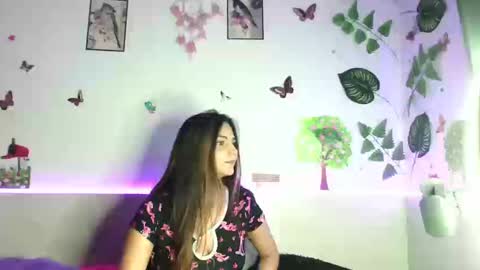 Snapshot of emily_cooper_t chatting on September 28, 12:38 am emily_cooper_t online show from September 28, 12:38 am