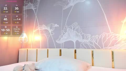 Emily online show from March 16, 9:08 pm