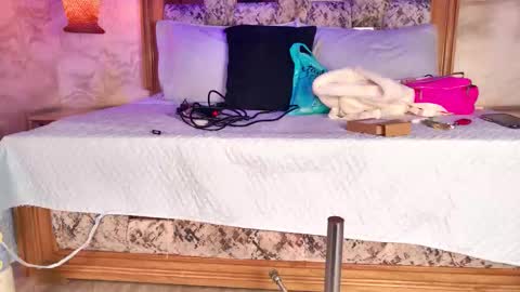 emily_dempsey online show from March 22, 7:17 pm