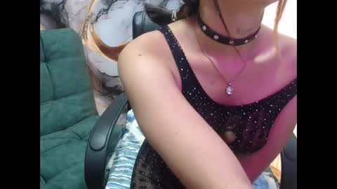 emily fox 3 online show from February 17, 2:59 pm