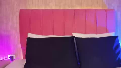 Emily  online show from March 18, 8:45 pm