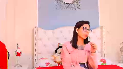 Emily online show from January 7, 11:18 pm