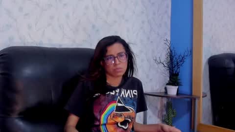 Emily online show from July 3, 5:19 pm