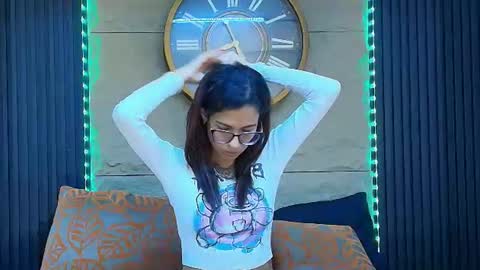 Emily online show from July 10, 10:45 pm