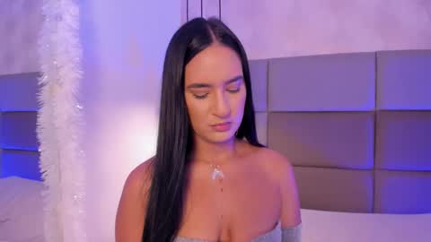 emily_luve online show from December 20, 3:41 pm