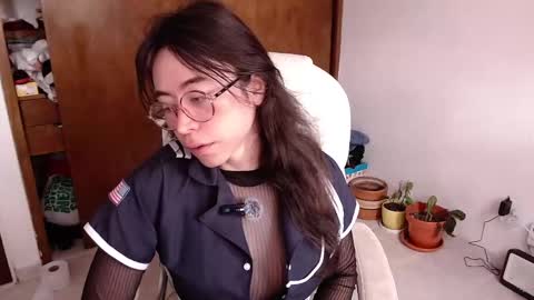 emily_pearl_ online show from September 11, 2:06 pm