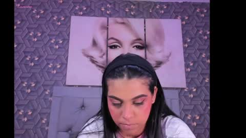 Snapshot of emily_rivera78 chatting on April 24, 2:25 am Emily online show from April 24, 2:25 am
