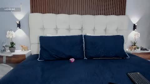 Snapshot of emily_rose1_ chatting on July 2, 12:44 pm Emily rose1 online show from July 2, 12:44 pm