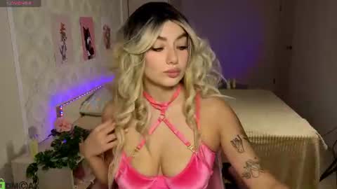 Emily online show from June 18, 8:14 am