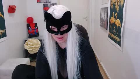 Emily online show from February 5, 4:14 pm