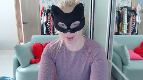 Emily online show from March 30, 1:34 pm