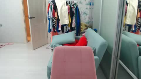 Emily online show from April 23, 5:48 pm