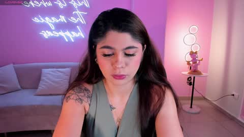 Emily Armstrong online show from February 6, 12:16 pm