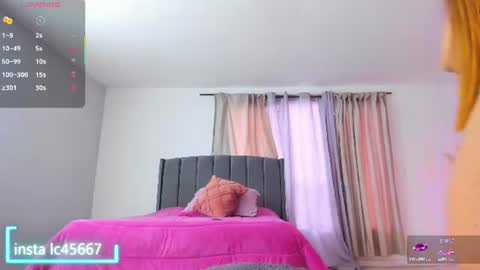Snapshot of emilybennett chatting on June 22, 10:51 pm Emily online show from June 22, 10:51 pm