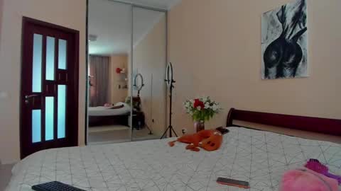 emilycruz4u online show from February 20, 9:21 am