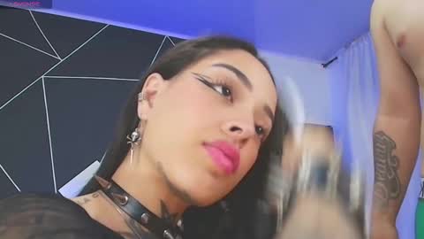 Snapshot of emilydaft chatting on December 13, 8:47 pm fari online show from December 13, 8:47 pm