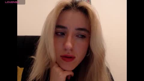 Emily Edwards online show from October 10, 3:27 am