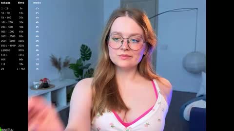 Emily  online show from March 28, 12:16 pm