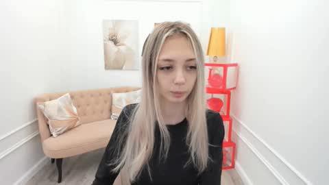 Emily online show from March 12, 3:23 am