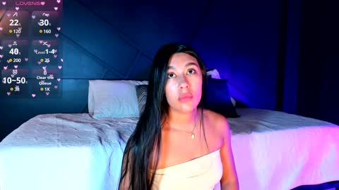 Emily online show from December 10, 10:49 am