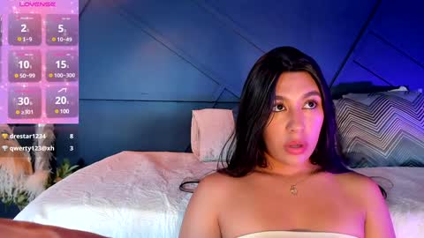 Emily online show from December 10, 1:55 pm