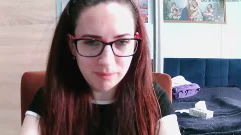 Emily online show from May 11, 9:04 am