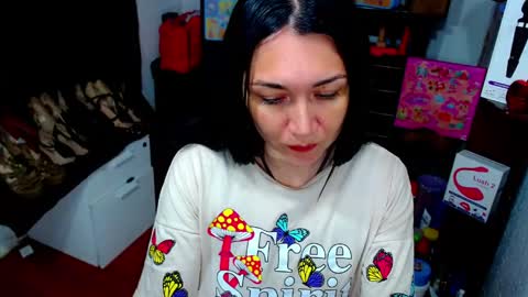 Nickole online show from April 9, 2:22 pm