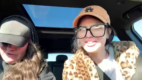 Snapshot of emilypaige69 chatting on March 1, 10:12 pm emilypaige69 online show from March 1, 10:12 pm