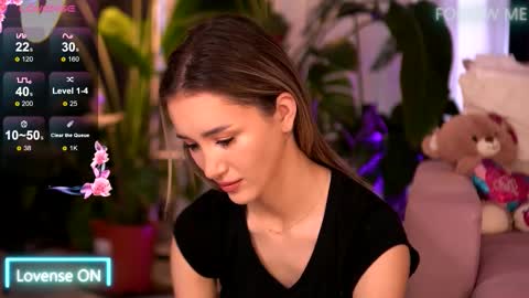 Emily online show from December 4, 6:23 am