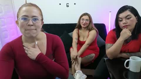 emily  friends online show from December 3, 5:26 am