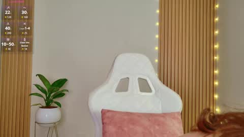 Emily  online show from November 7, 9:37 pm