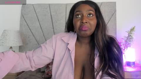 emilyrojas online show from January 11, 6:23 pm