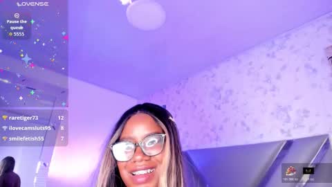         online show from October 21, 7:25 pm