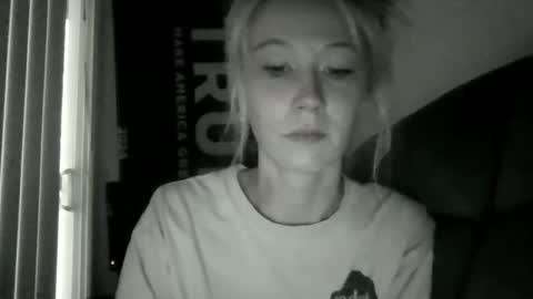 emilywarren296 online show from October 25, 1:18 pm