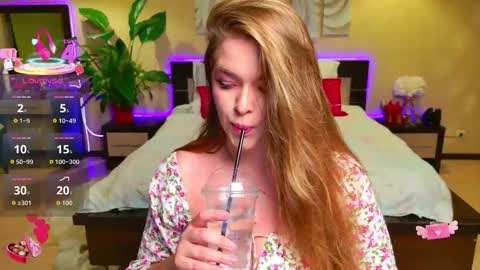 emilywhisperawesome online show from September 27, 7:30 pm
