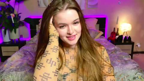 Snapshot of emilywhisperawesome chatting on April 24, 11:18 pm emilywhisperawesome online show from April 24, 11:18 pm