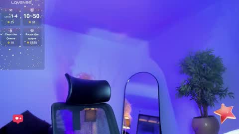 E M I L Y online show from October 8, 12:25 pm