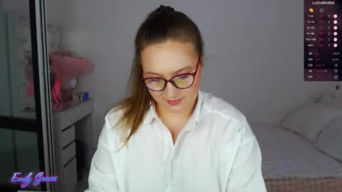 Emily online show from September 14, 1:38 am