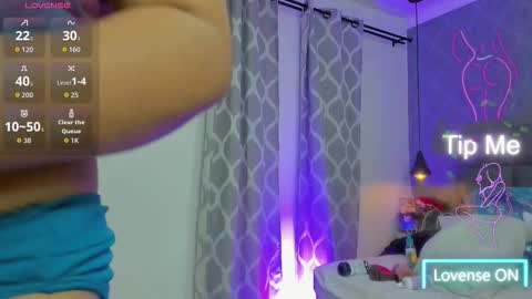 emilyy_r online show from February 21, 6:53 pm