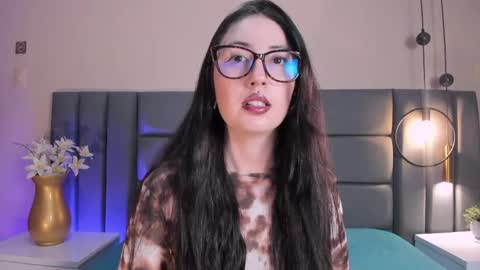 Emilyy Watson online show from June 5, 1:12 am
