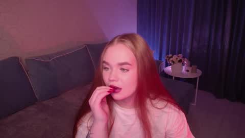 Emmi online show from September 27, 5:51 pm